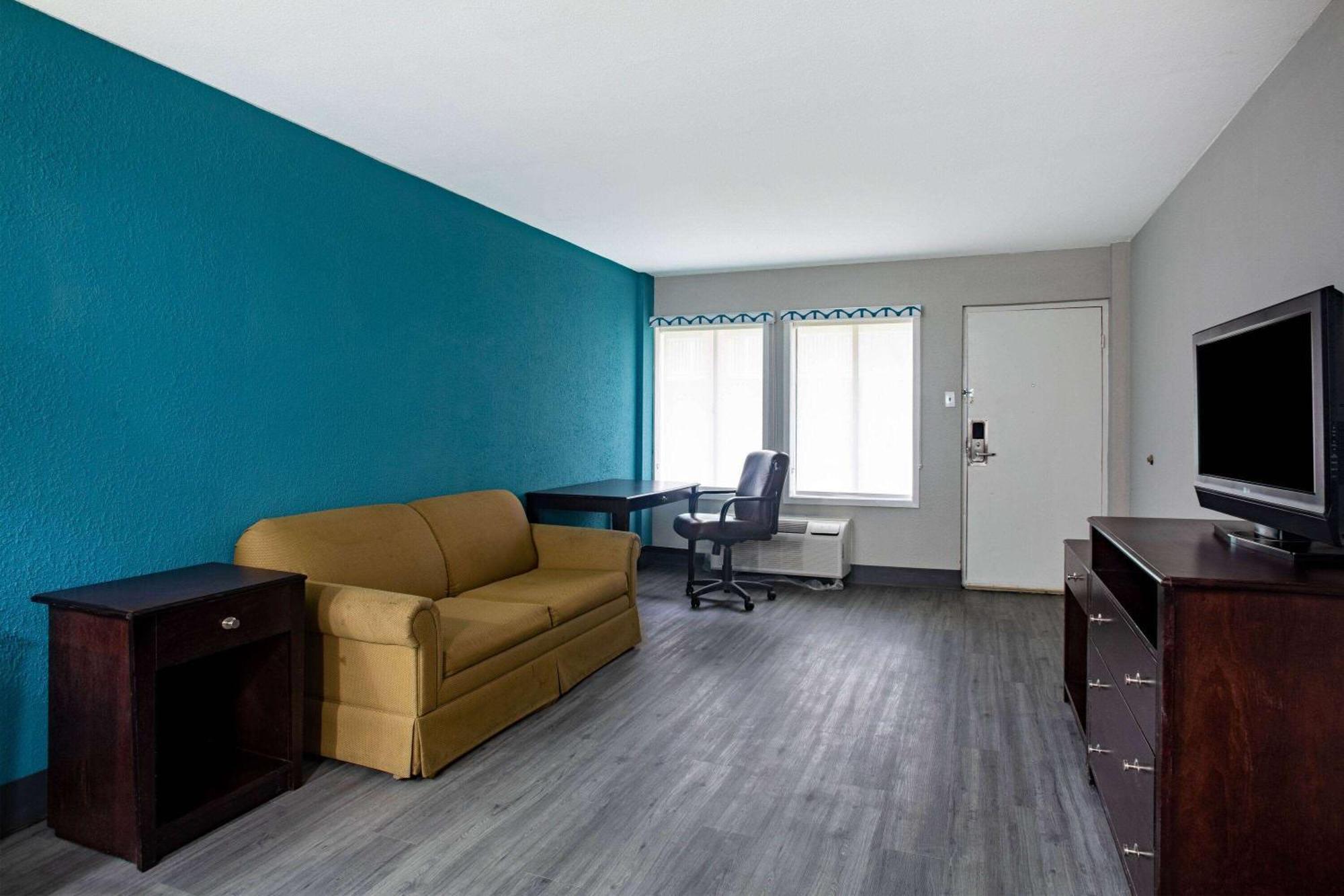 Days Inn By Wyndham Mobile I-65 Luaran gambar